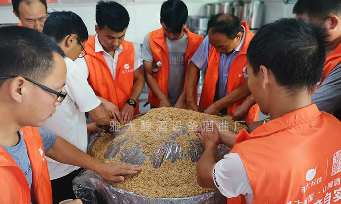 為什么不同酒廠釀造的小曲清香酒味道不一樣？ 6