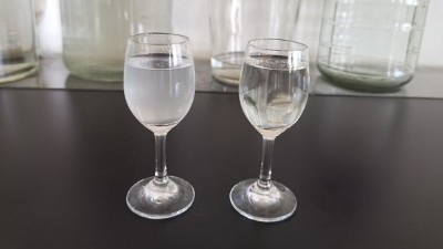 剛從白酒蒸餾設(shè)備接的酒，第2天發(fā)現(xiàn)有白色沉淀物怎么回事？